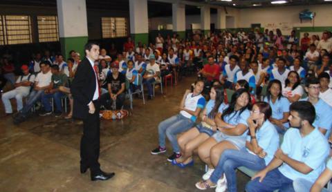 Palestra Educacional e Motivacional de combate às drogas - 24-03-14 (1)_480x278