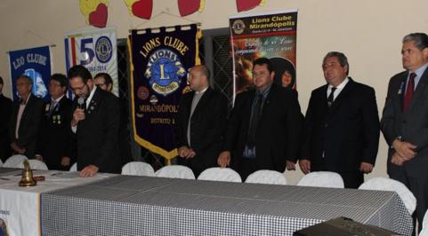 Posse de Nova Diretoria lions Mirandópolis AL 2014-15 (2)_481x266