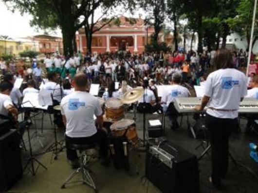 Sarau na Praça 9 de julho Sarau na Praça 9 de julho