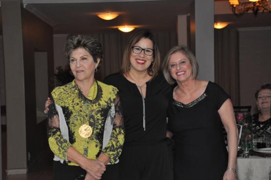 Mª Geni, Giorgia Savi e Dirce_530x352