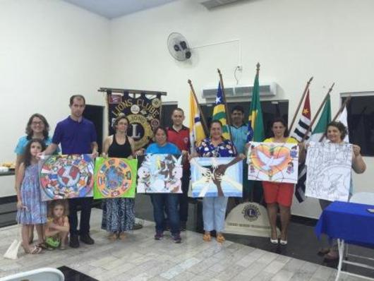 Cartaz sobre a Paz - 06-11-15_530x398