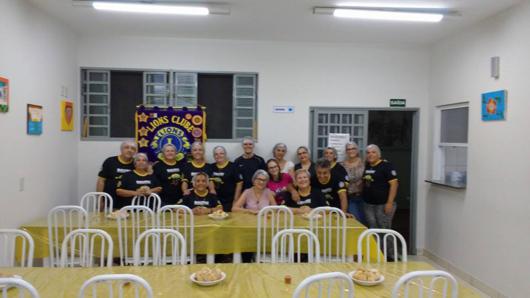 Jantar no Albergue Noturno Alivio A Fone Foto 1_530x298