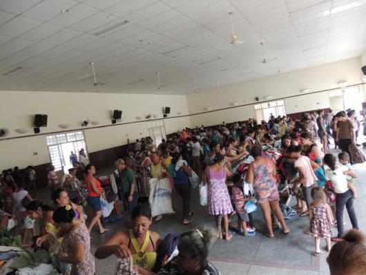 Distribuição dos Agasalhos 2016 (11)_530x398