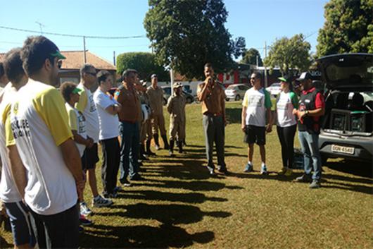 Sem Título-5_530x353