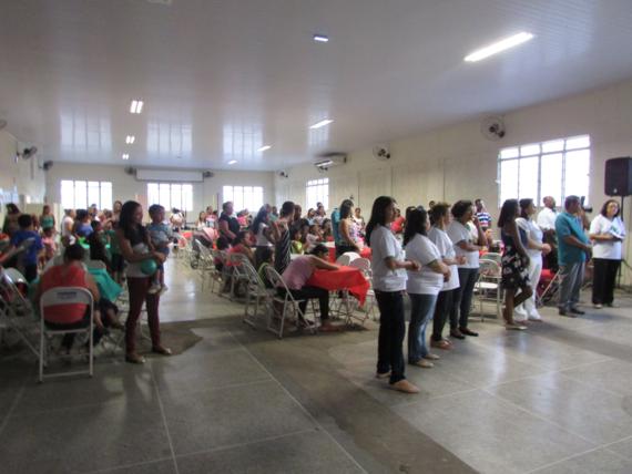 IMG_2582-Entrega brinquedos Pastoral da Criança 03-12-2016_570x428