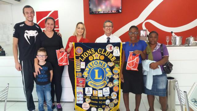 LCBauruSul-entregadeóculosProjetoVendoeAprendendo(2)_640x360