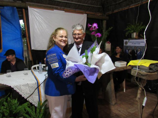 mimo oferecido à governadora_640x480