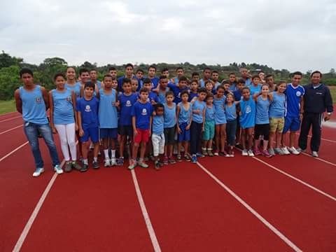 Festival de Atletismo reuniu 200 crianas e adolescentes no Estdio Milagro
