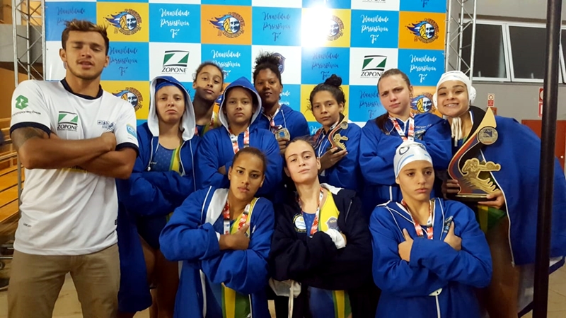 Sociedade Hpica de Bauru (ABDA)  campe paulista de polo aqutico feminino sub-15
