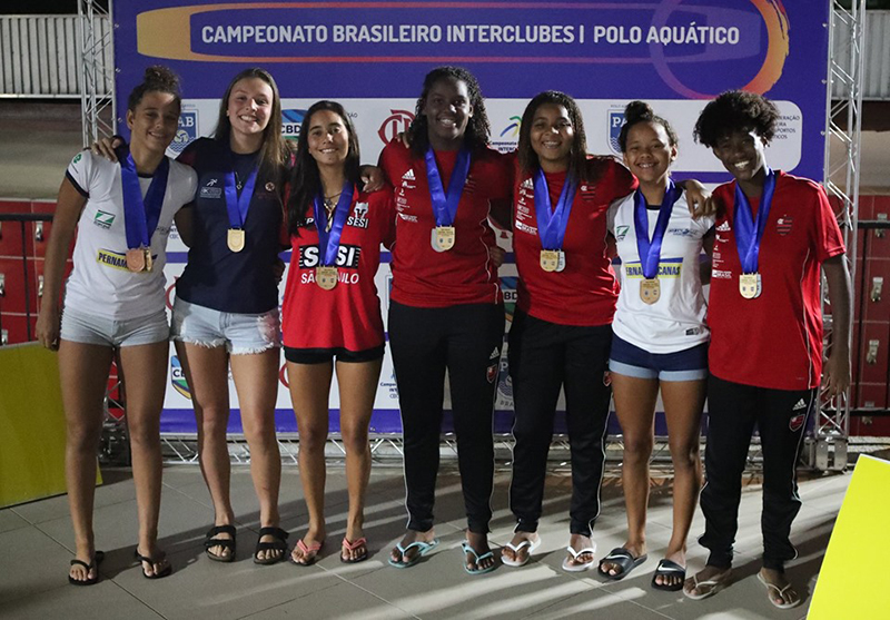 Hpica teve duas atletas na seleo do campeonato: Leticia Lorieto e Luana Boneti