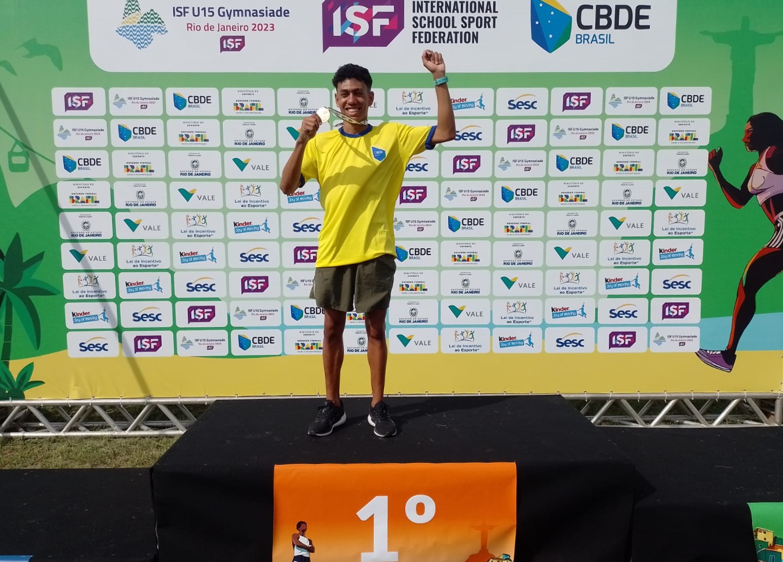 Vincius Moraes Costa  campeo mundial escolar dos 800 metros