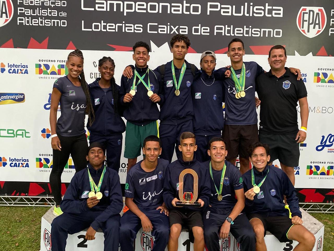 Equipe masculina da ABDA  campe Paulista Sub-20 de atletismo