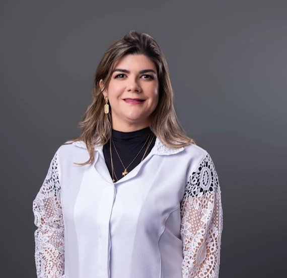 Dra. Ana Tarsila Fonseca